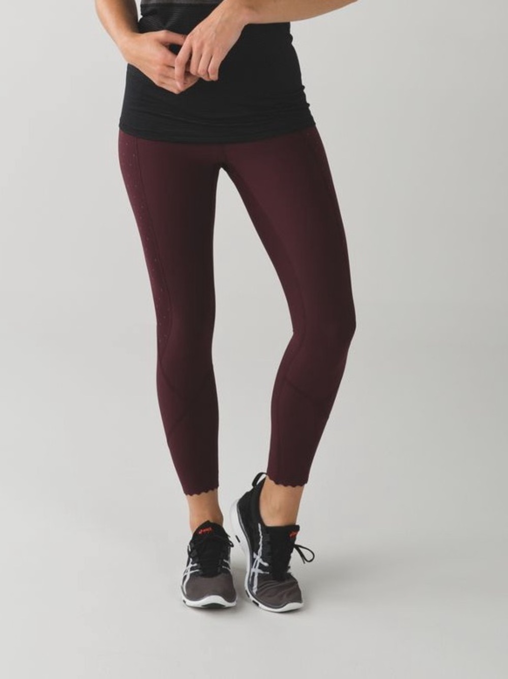 Lululemon Tight Stuff Tight *Reflective in Bordeaux Drama & Gold Color